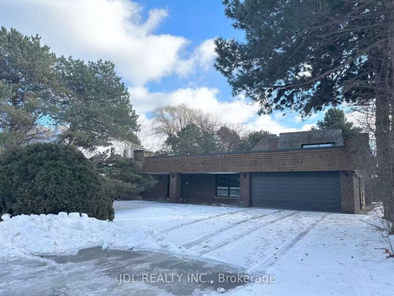 17 Fairway Heights Cres Bsmt