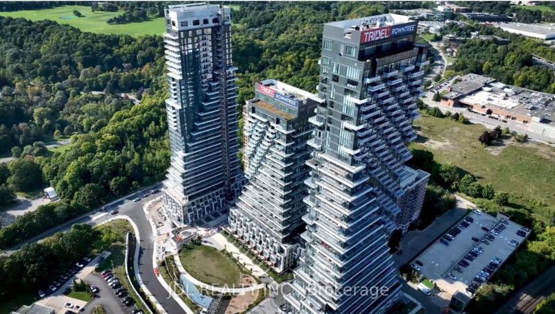 30 Inn On The Park Drive