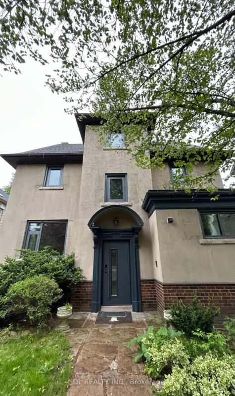 19 Glengrove Avenue east